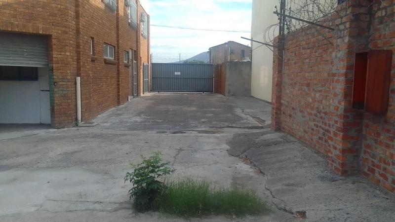 To Let commercial Property for Rent in Klipkop Western Cape